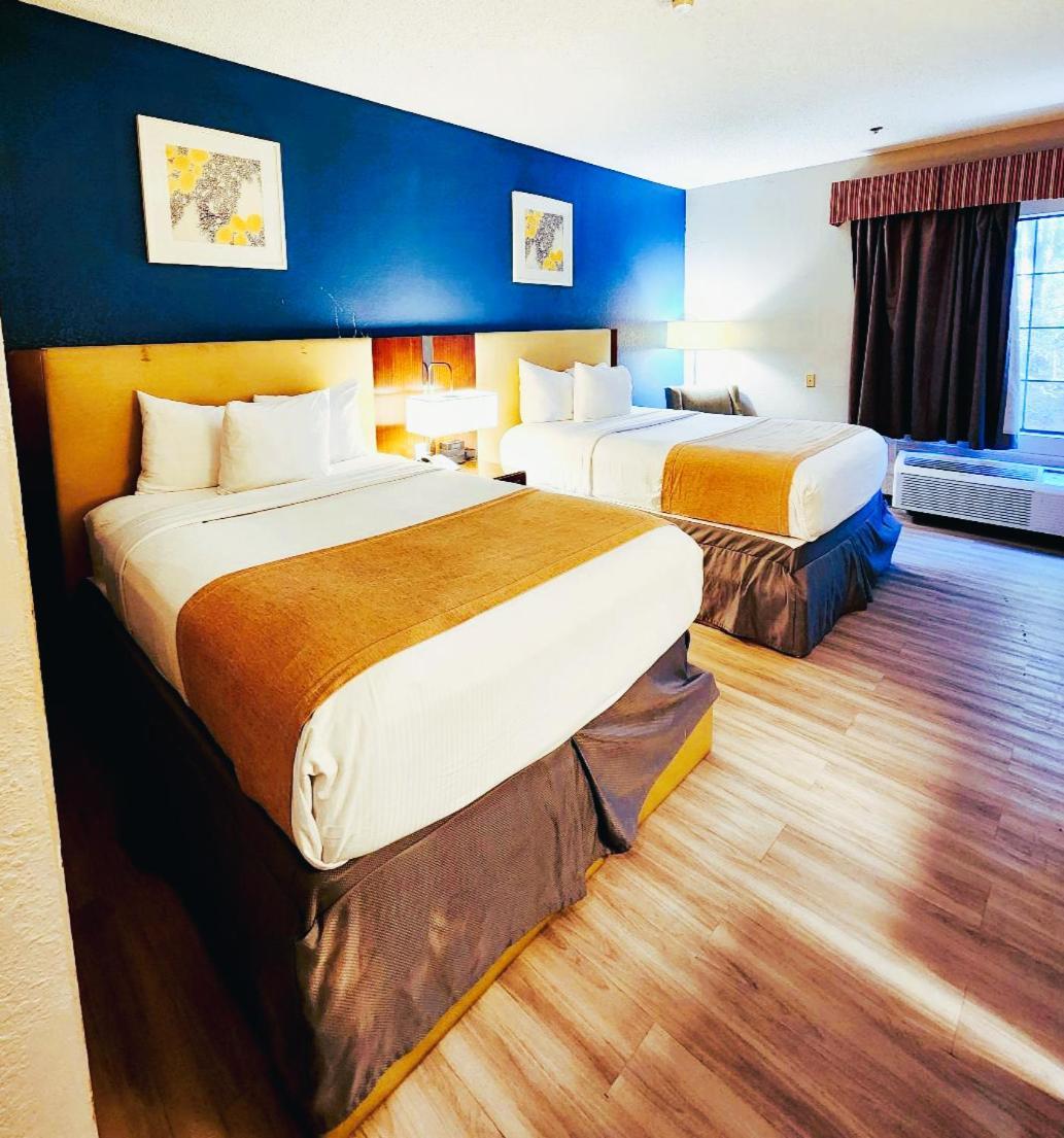 Baymont By Wyndham Hinesville Fort Stewart Area Ngoại thất bức ảnh