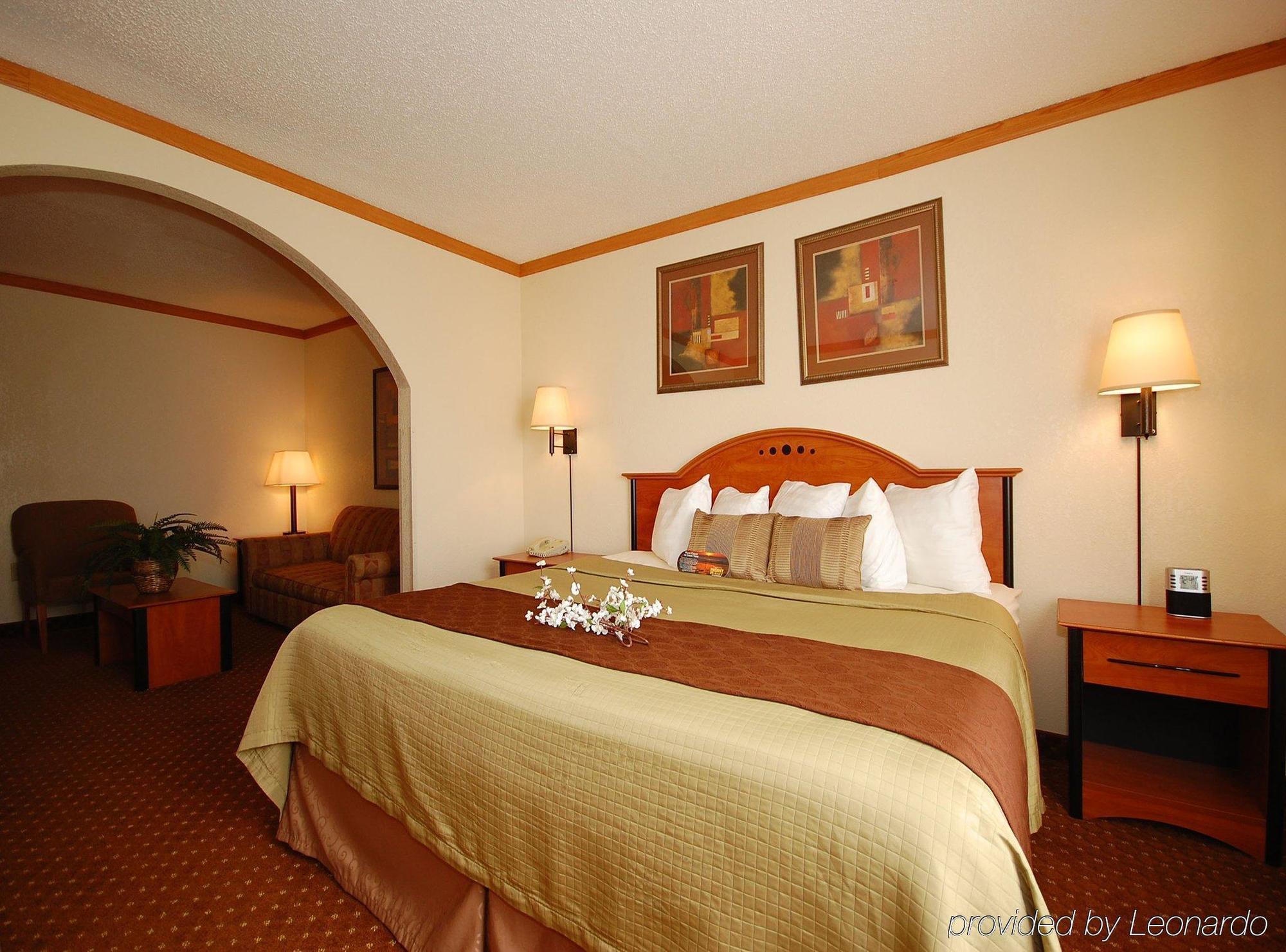 Baymont By Wyndham Hinesville Fort Stewart Area Phòng bức ảnh