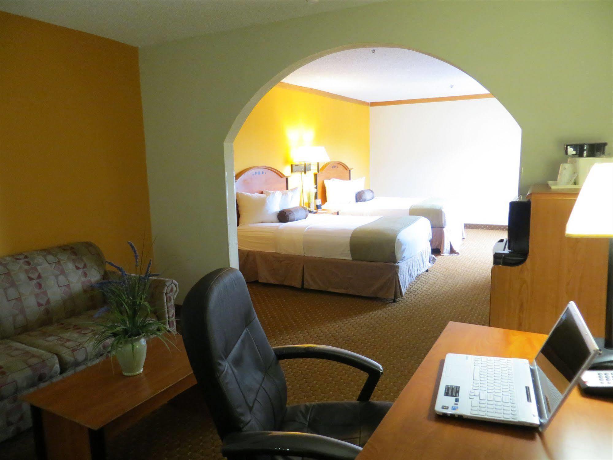 Baymont By Wyndham Hinesville Fort Stewart Area Ngoại thất bức ảnh