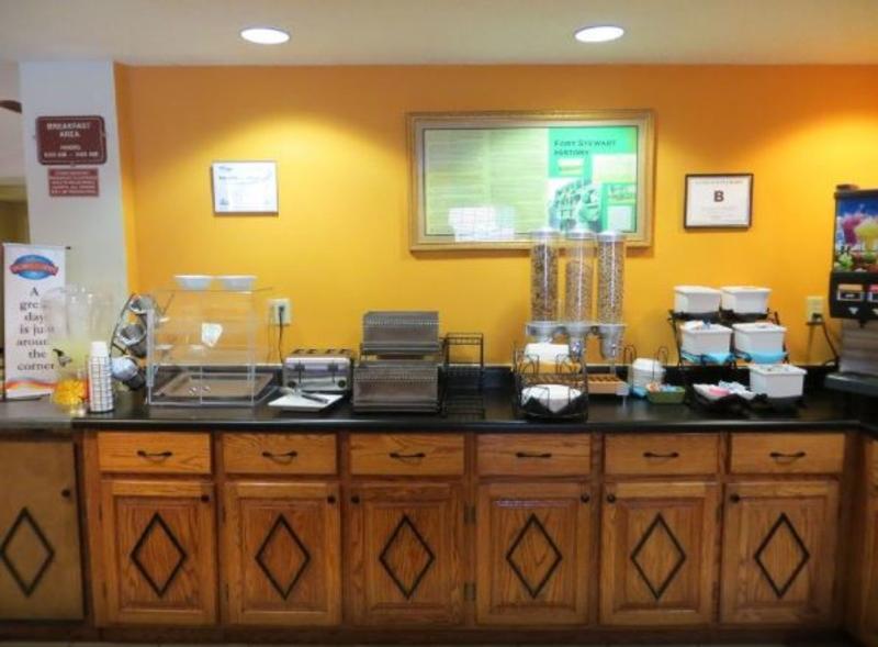 Baymont By Wyndham Hinesville Fort Stewart Area Ngoại thất bức ảnh