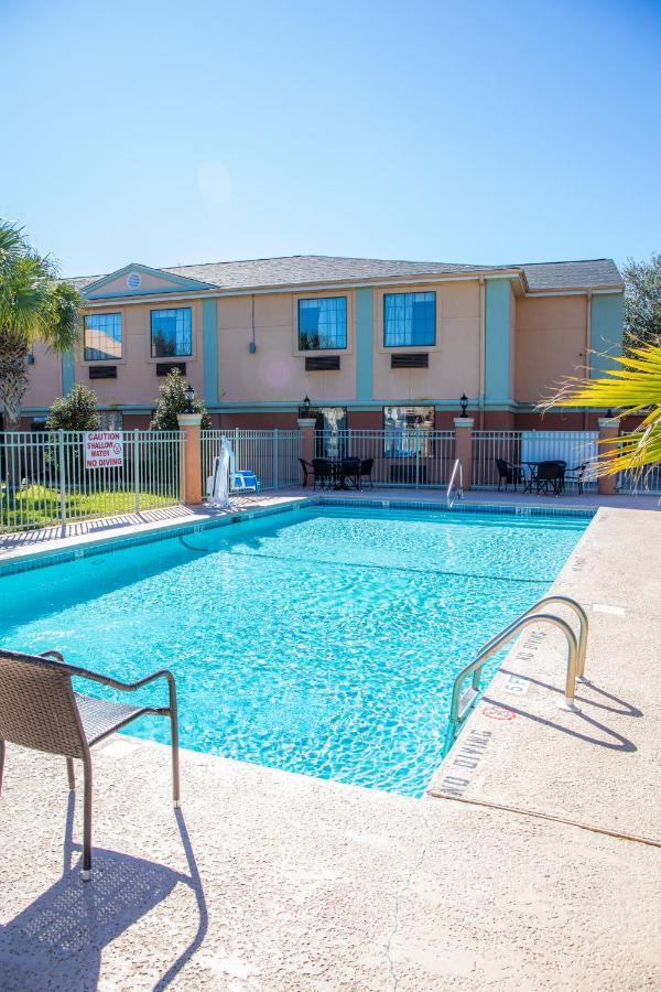 Baymont By Wyndham Hinesville Fort Stewart Area Ngoại thất bức ảnh