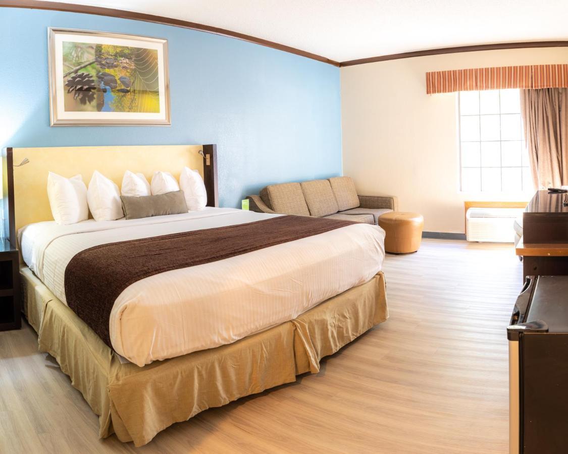 Baymont By Wyndham Hinesville Fort Stewart Area Ngoại thất bức ảnh