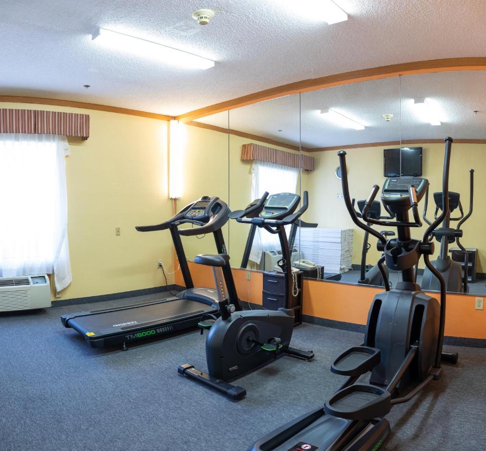 Baymont By Wyndham Hinesville Fort Stewart Area Ngoại thất bức ảnh