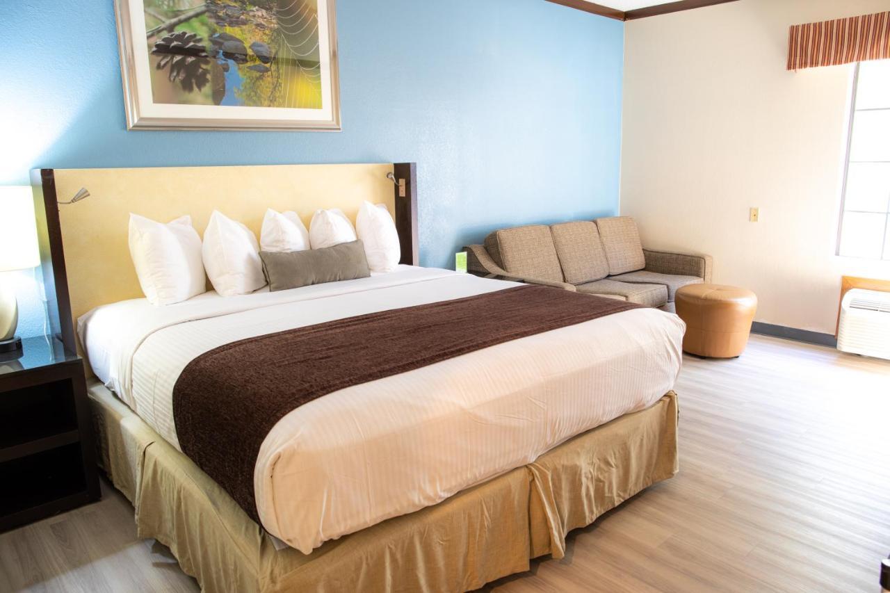 Baymont By Wyndham Hinesville Fort Stewart Area Ngoại thất bức ảnh